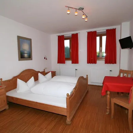 Landgasthof Auerschmiede Hotel *